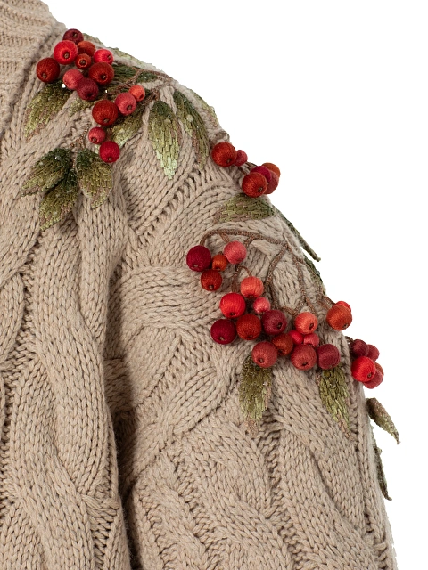 Бежевое вязаное пальто с вышивкой в виде рябины, 4