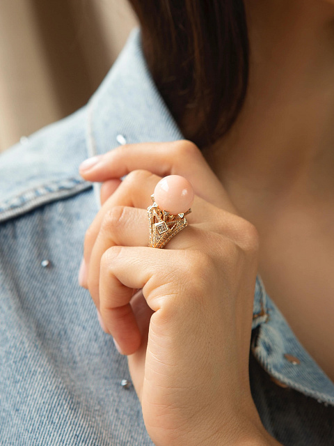 Кольцо из розового золота с кораллом и коричневыми бриллиантами, 2