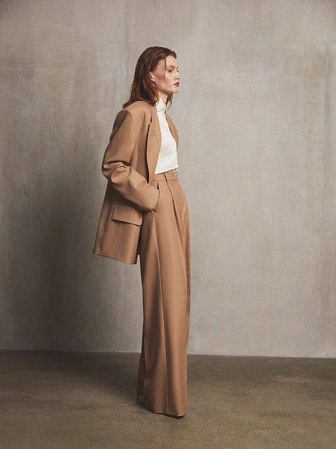 Бежевые широкие брюки в полоску, 4