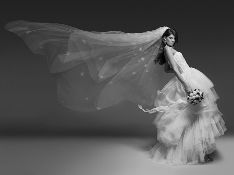 Белое корсетное платье из фатина и сетки в горошек, 8