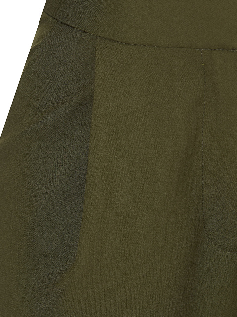 Зеленый брючный костюм со штрипками, 4