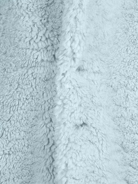 Голубая шуба из эко-меха, 3