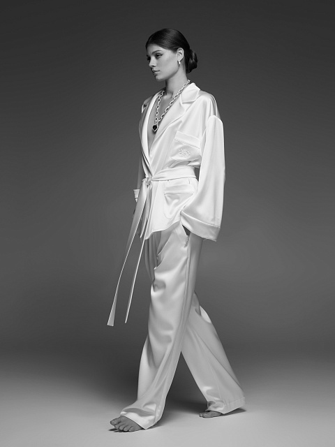Белый домашний костюм из шелка с вышивкой "Bride", 11 Белый домашний костюм из шелка с вышивкой "Bride", 11