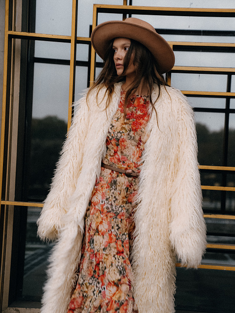 Бежевое платье-миди из шифона с цветочным принтом, 6 Бежевое платье-миди из шифона с цветочным принтом, 6