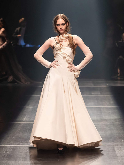 Look #117, 1 Look #117, 1