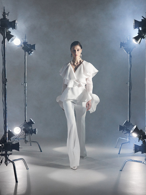 Белый топ из органзы с рюшами, 8