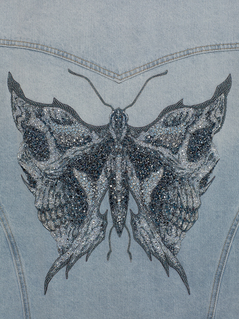 Светло-голубая джинсовая куртка с вышивкой в виде бабочки, 4