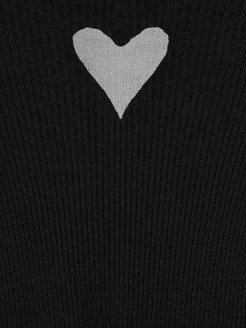 Черная водолазка с сердцем, 3 Черная водолазка с сердцем, 3