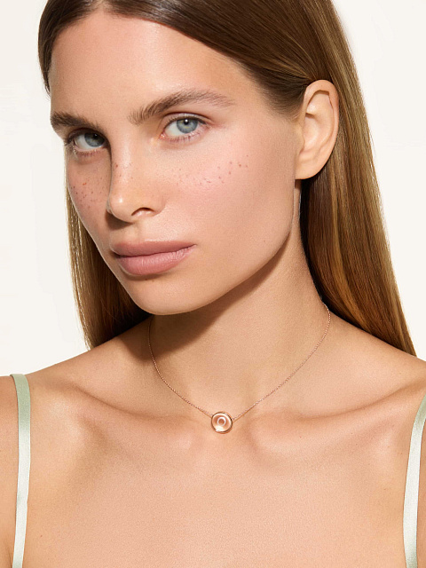 Колье с кулоном с буквой O из розового золота с горным хрусталем, 3