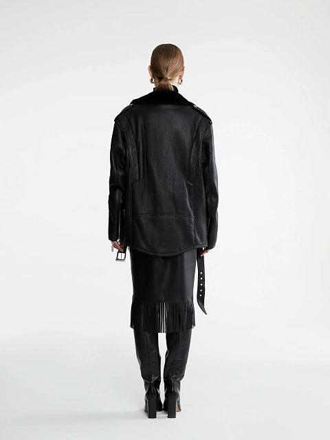 Черная объемная дубленка из овчины, 4