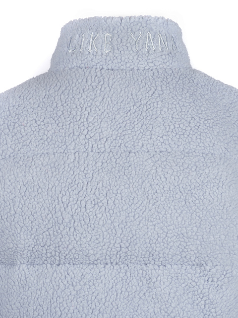 Светло-голубой пуховик из эко-меха, 4