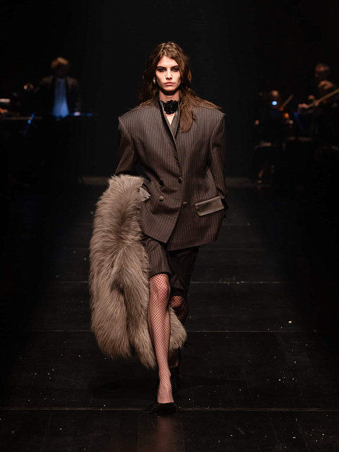 Look #1, 1 Look #1, 1