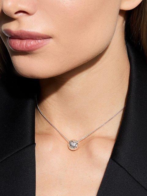 Колье с кулоном из белого золота с бриллиантом LG, 3