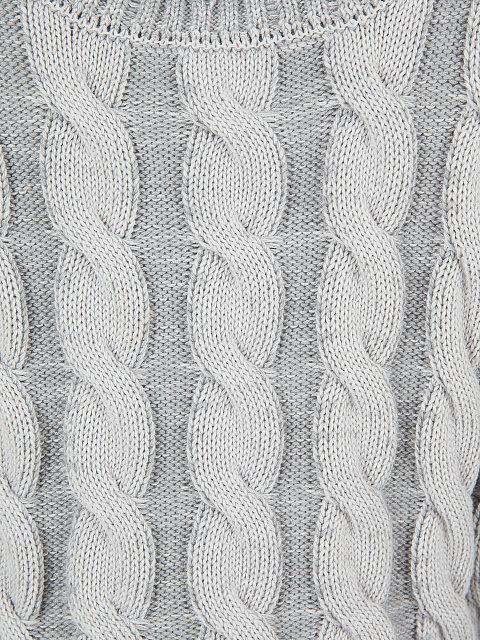 Светло-серый кроп-свитер с косами и разрывами, 3