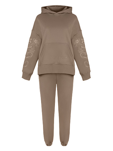 Бежевый трикотажный костюм с драконами на рукавах, 1