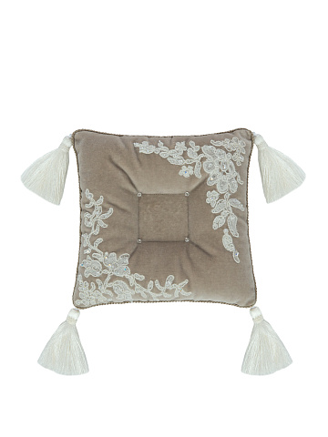 Бежевая бархатная подушка для колец, 1