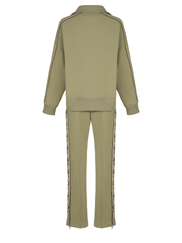 Зеленый костюм с укороченной толстовкой и вышивкой в виде крестов, 2