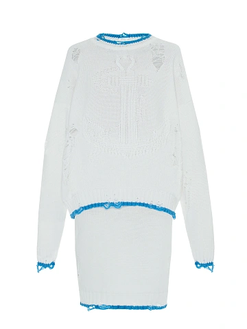 Белый вязаный комплект из свитера и юбки-миди, 1