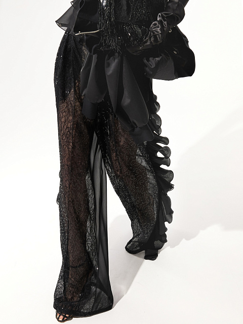 Брюки из кружева, 3