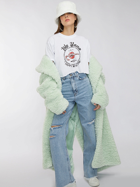 Белая панама из эко-меха с вышивкой LY, 5