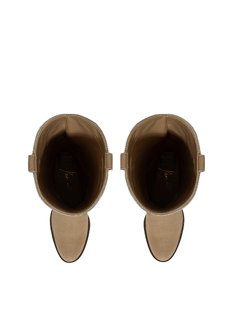 Казаки из бежевого денима, 4