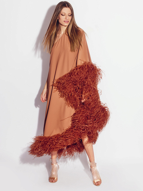 Коричневое асимметричное платье-миди с боа, 8 Коричневое асимметричное платье-миди с боа, 8