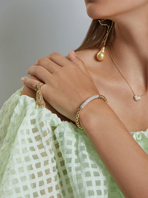 Кольцо-кисть из желтого золота с бриллиантами, 5 Кольцо-кисть из желтого золота с бриллиантами, 5