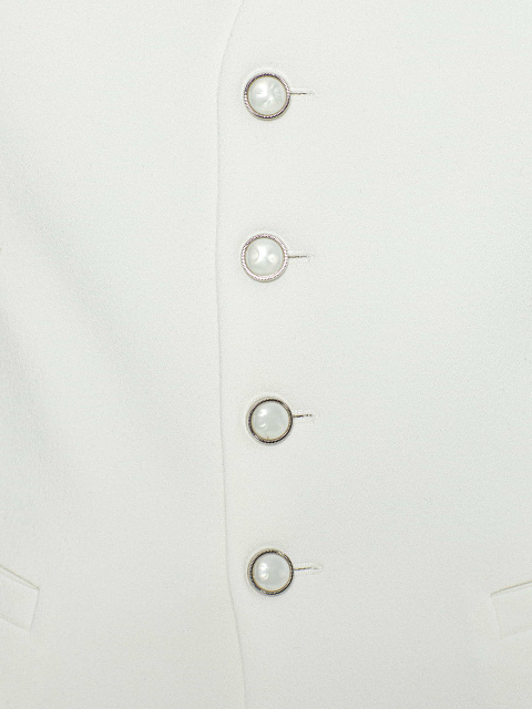 Белый костюм-тройка, 8