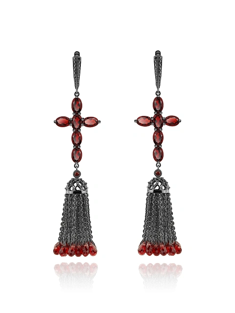 Серьги-кисти с крестами из черненого золота с гранатами, 1