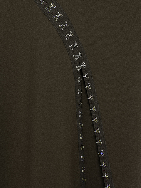 Зеленое платье-миди с разрезами, 3