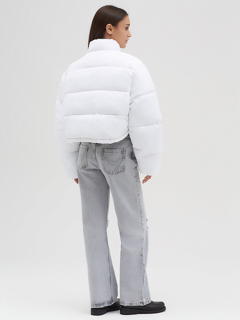 Белый укороченный пуховик, 9