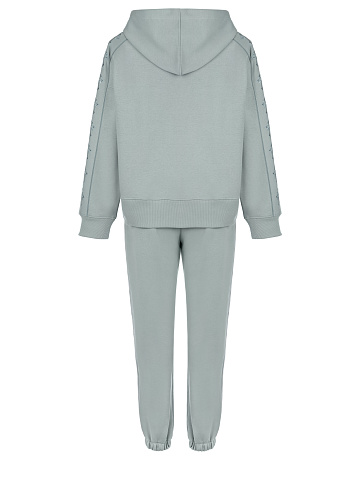 Серый трикотажный костюм с голубой вышивкой, 2