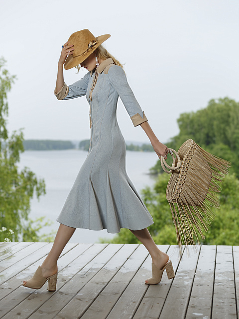 Соломенная шляпа с кожаной отделкой и пером, 4