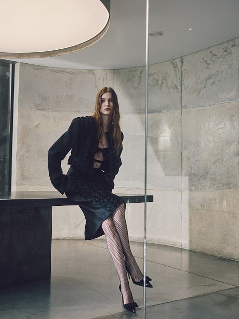 Костюм с розами, 2