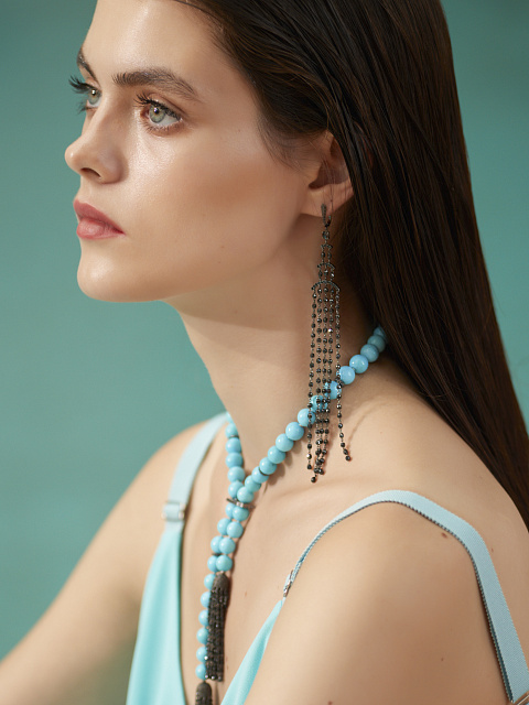 Длинные серьги из черненого золота с бриллиантами в огранке «бриолет», 3