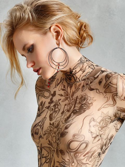 Бежевое боди с длинным рукавом и тату узором, 6