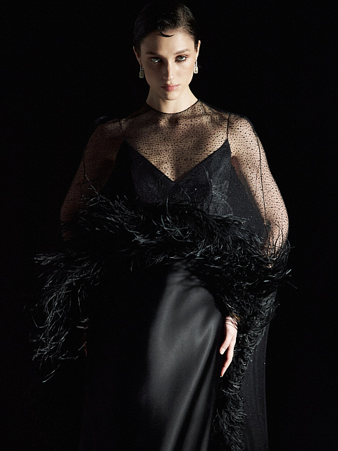 Черная накидка из фатина с боа, 2