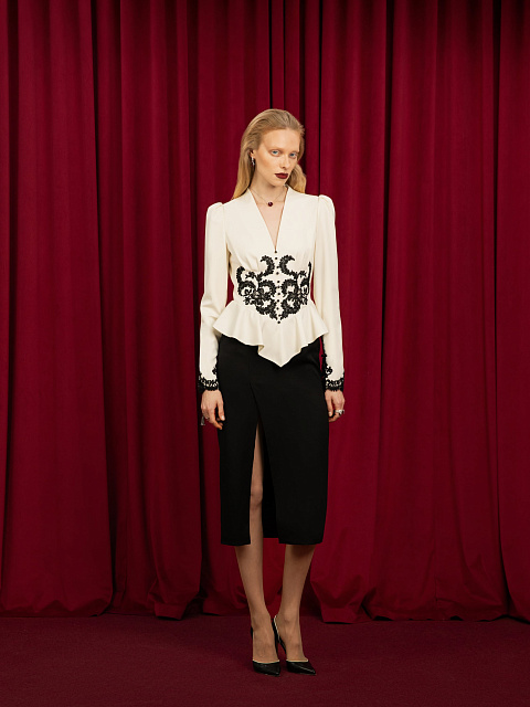 Черно-белое платье-миди с баской, 11 Черно-белое платье-миди с баской, 11