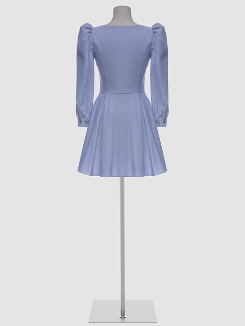 Платье из светло-голубой тонкой джинсы, отрезная талия, вырез каре,вышивка манжет,планка,складки, 2