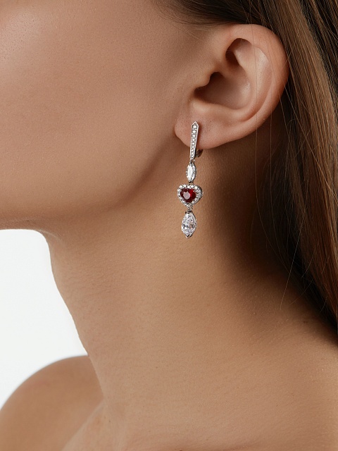 Серьги из белого золота с рубинами огранки «сердце» и бриллиантами, 3