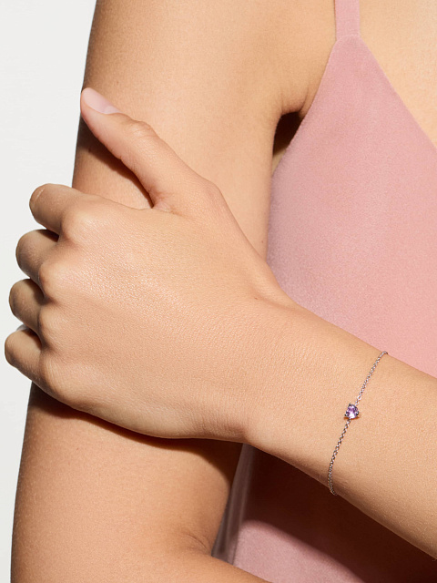 Браслет из белого золота с аметистом в огранке «сердце», 3 Браслет из белого золота с аметистом в огранке «сердце», 3