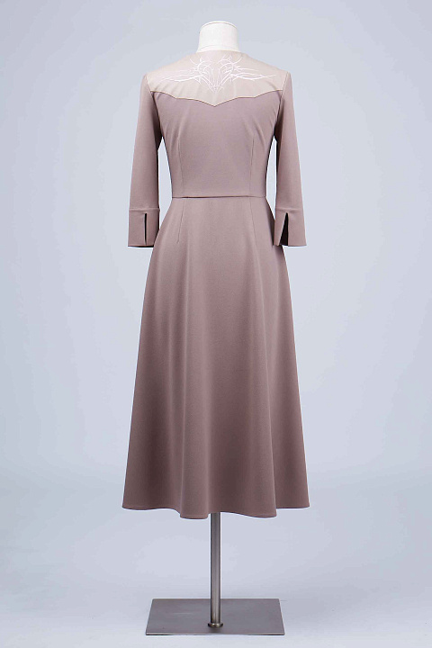 Платье на запах из серой плательной ткани,отрезная талия, рукав 3/4 с разрезами,кокетка из кожи, 1 Платье на запах из серой плательной ткани,отрезная талия, рукав 3/4 с разрезами,кокетка из кожи, 1