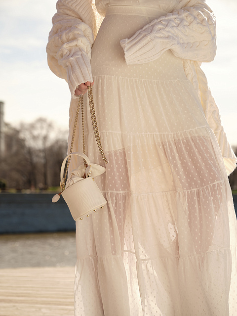 Белая сумка на цепочке с завязками, 4