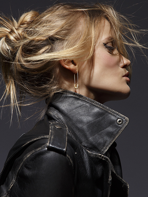 Серьги в виде булавок из розового золота с бриллиантами, 2