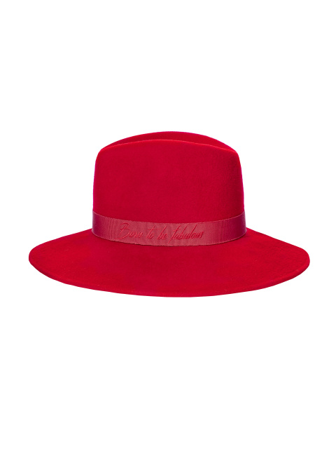 Красная фетровая шляпа с репсовой лентой, 1