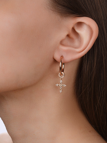 Хупсы из желтого с золота с подвесками-крестами с желтыми бриллиантами круглой огранки, 2