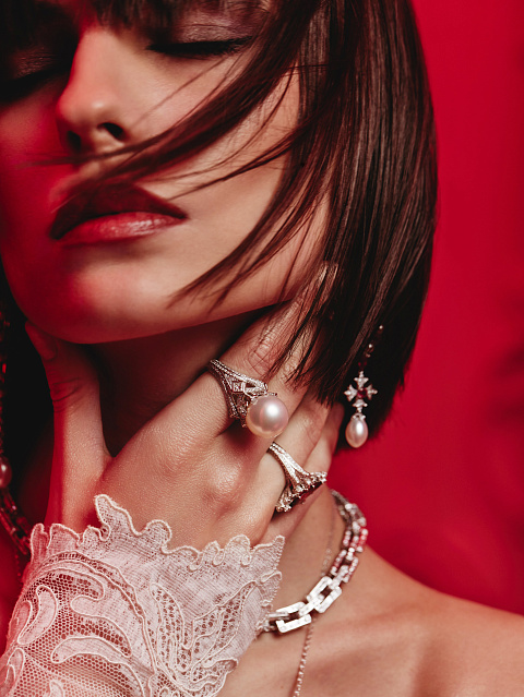 Кольцо из белого золота, жемчуга и бриллиантов, 9