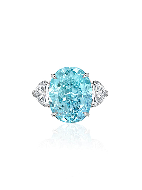 Кольцо из белого золота с овальным бриллиантом Fancy Vivid Blue и бриллиантами в огранке «сердце», 5 Кольцо из белого золота с овальным бриллиантом Fancy Vivid Blue и бриллиантами в огранке «сердце», 5