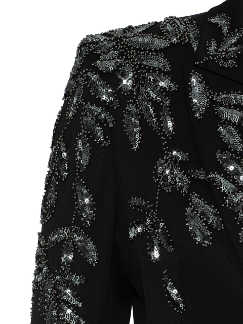 Черный костюм-двойка из шерсти с асимметричным жакетом и вышивкой, 6