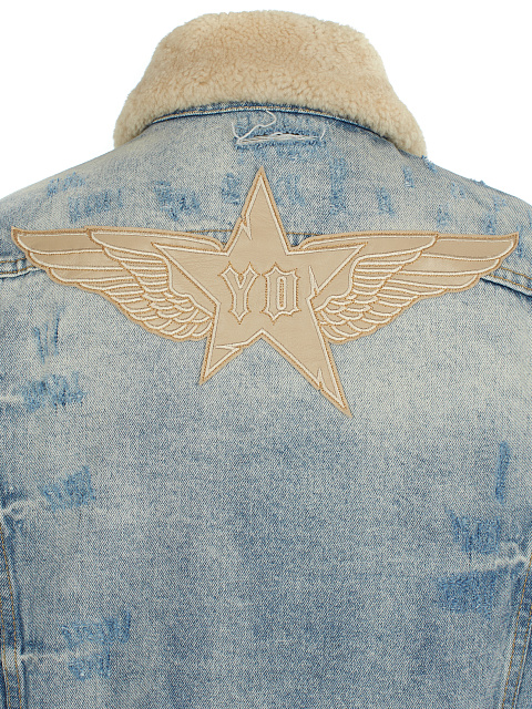 Голубая джинсовая куртка с потертостями и подкладом из овчины, 4 Голубая джинсовая куртка с потертостями и подкладом из овчины, 4